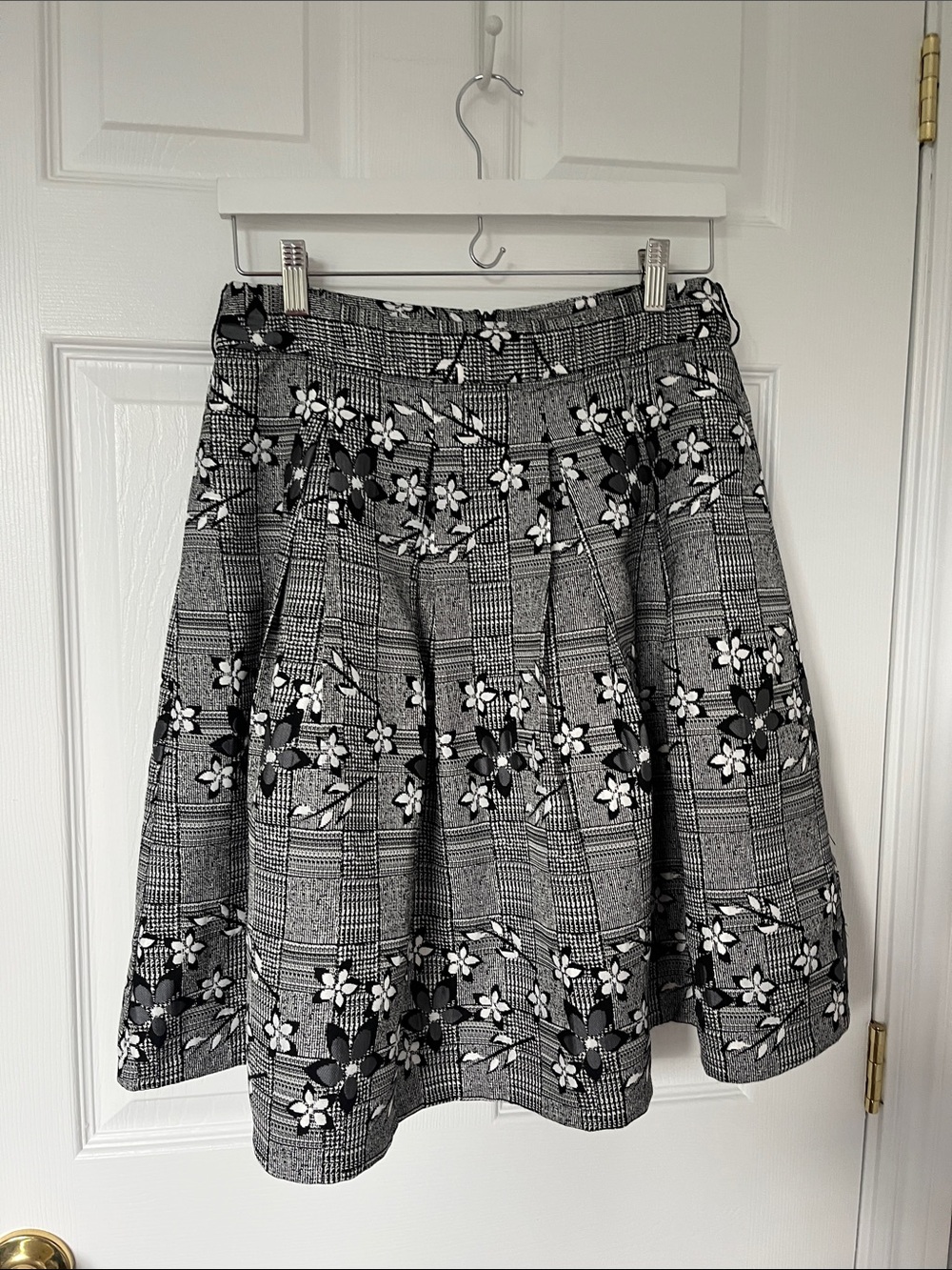Tristan Black & White Floral Plaid Circle Skirt